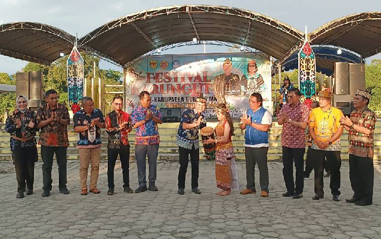 Bupati Gunung Mas: Festival Karungut Turut Mendukung Program Smart Tourism