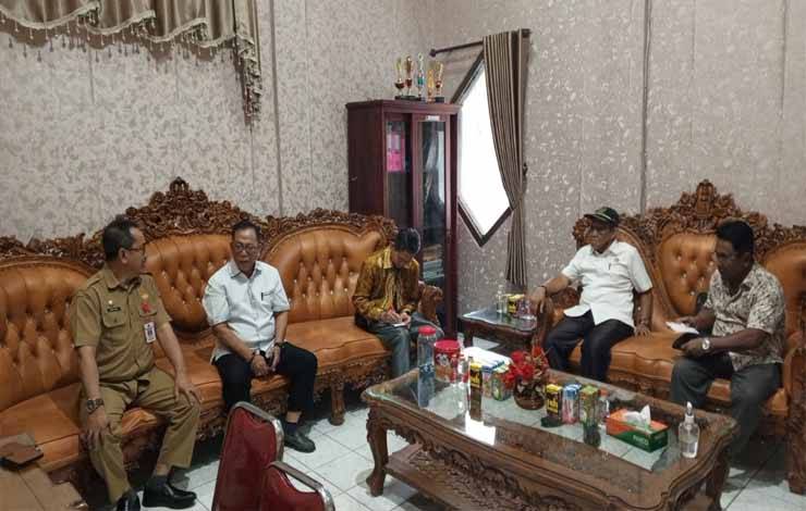Sekretaris DPRD Kapuas Terima Kunjungan Kerja Anggota Dewan Tapin