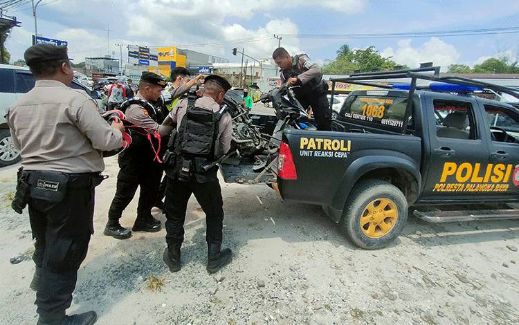 Seorang Korban Luka Parah Akibat Kecelakaan di Jalan Tjilik Riwut Km 4 Palangka Raya
