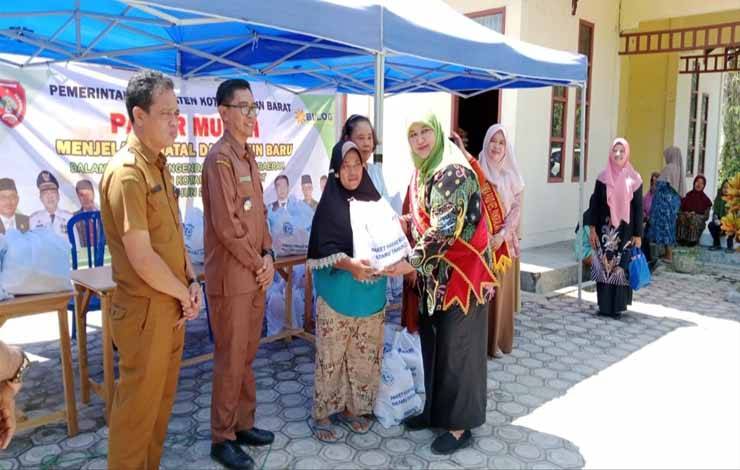 Tekan Inflasi, DisperindagkopUKM Kobar Gelar Pasar Murah