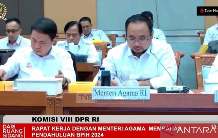 Menteri Agama Yaqut Cholil Qoumas dalam rapat kerja bersama Komisi VIII DPR RI membahas usulan biaya haji. (ANTARA/Asep Firmansyah/Youtube-Komisi VIII DPR RI)