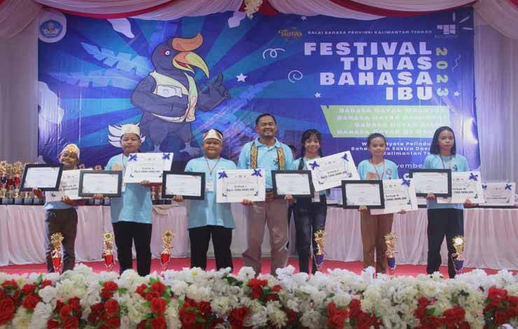 Kepala Balai Bahasa Apresiasi Keberanian Peserta FTBI Buntok