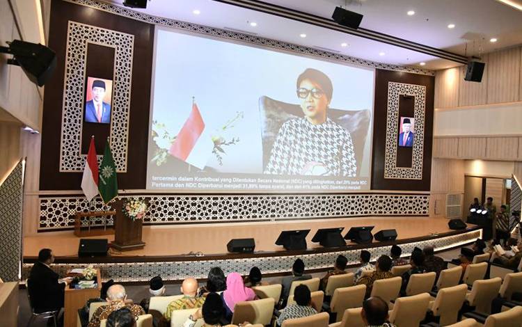 Menlu Tekankan Pentingnya Perkuat Kerja Sama dalam Aksi Iklim
