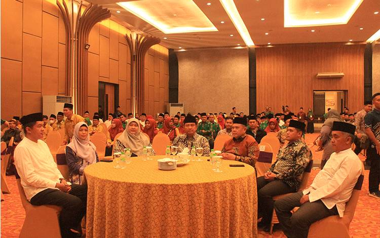 1.379 Kafilah Ikuti Malam Ta'aruf MTQH Kalteng