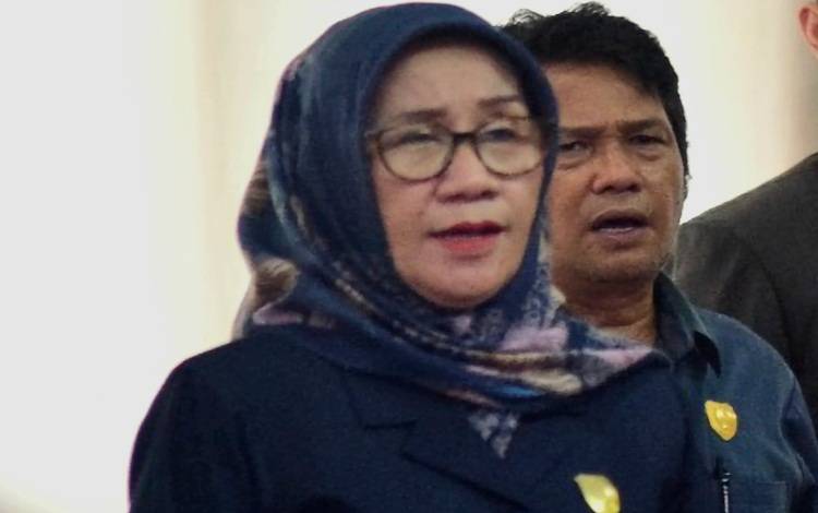 Ketua Komisi III DPRD Kalteng, Siti Nafsiah. (FOTO: DONNY D)