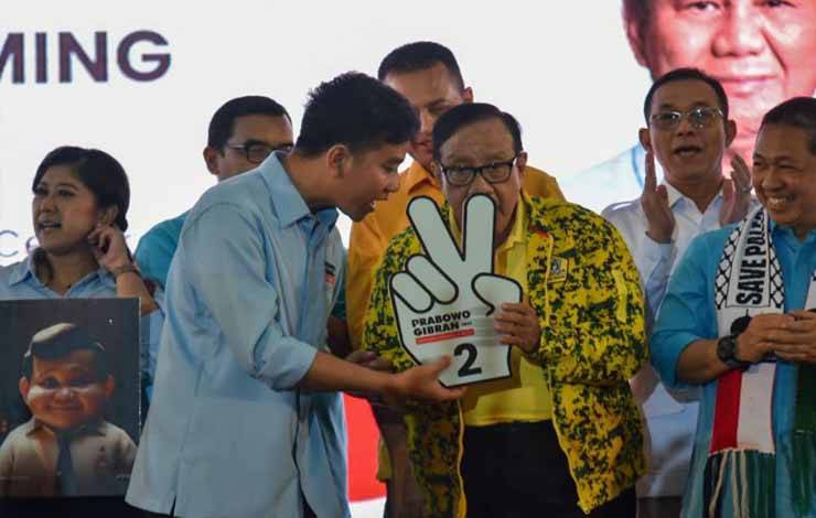 Gibran Hormati Usulan Pemecatan Bobby sebagai Kader PDI Perjuangan