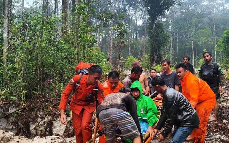 Tim SAR Gabungan Temukan Wanita Paruh Baya Tersesat di Hutan Palangka Raya