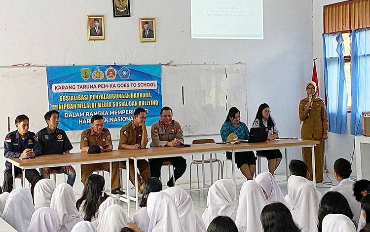 Camat Pematang Karau Buka Karang Taruna Goes to School