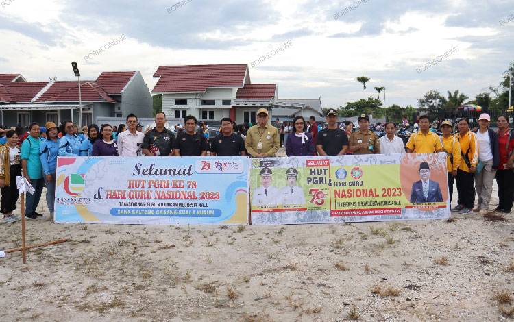 PGRI Kecamatan Kurun Gelar Perlombaan Bola Voli