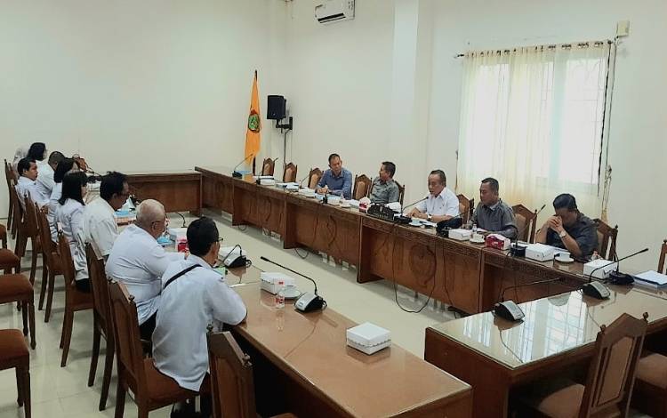 Komisi II DPRD Kalteng Gali Informasi Terkait Ketahanan Pangan Melalui RDP dengan DKP