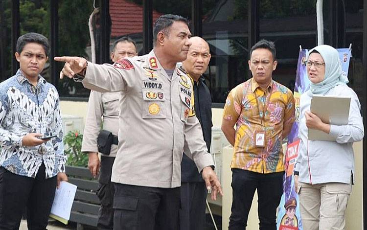 Tim Penilai Nasional Kemenpan RB Tinjau Pelayanan Publik di Polres Barito Timur