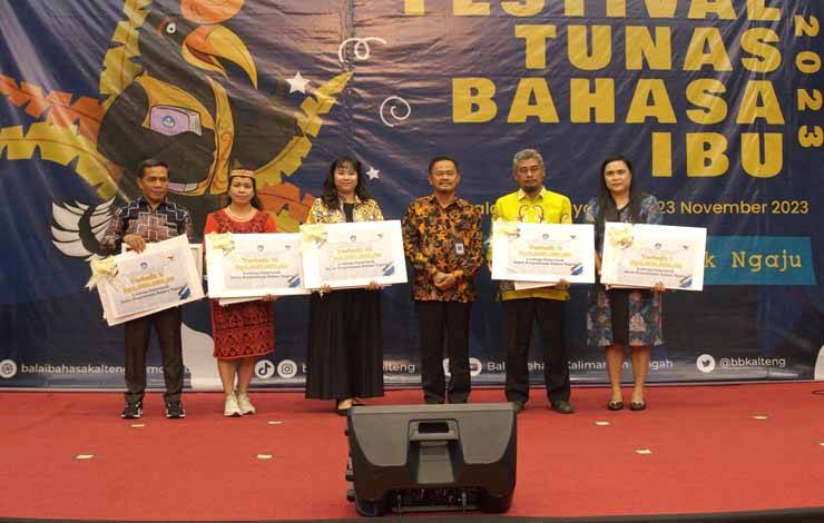 Penggunaan Bahasa Negara Wajib dan Diatur Undang-Undang