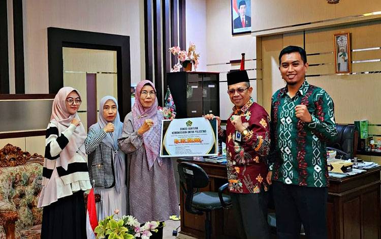 Kemenag Pulang Pisau Serahkan Rp132 Juta Untuk Rakyat Palestina