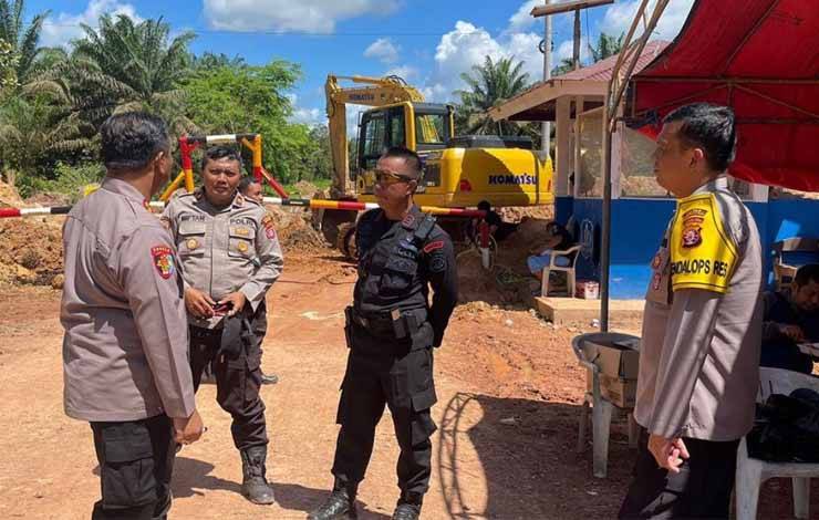 PT. Mitra Karya Agroindo berlokasi di Kabupaten Seruyan, dijaga ketat oleh pihak Kepolisian Polda Kalteng, Jumat, 24 November 2023 (Foto:Humas Polres Seruyan)