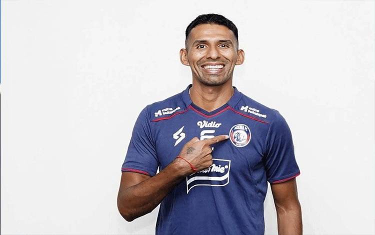 Pemain baru Arema FC asal Bolivia, Gilbert Alvarez. ANTARA/HO-MO Arema FC.