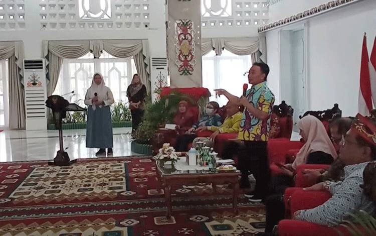 Gubernur Janjikan Dalam Waktu Dekat Akan Bangun Lembaga Pendidikan yang Unggul