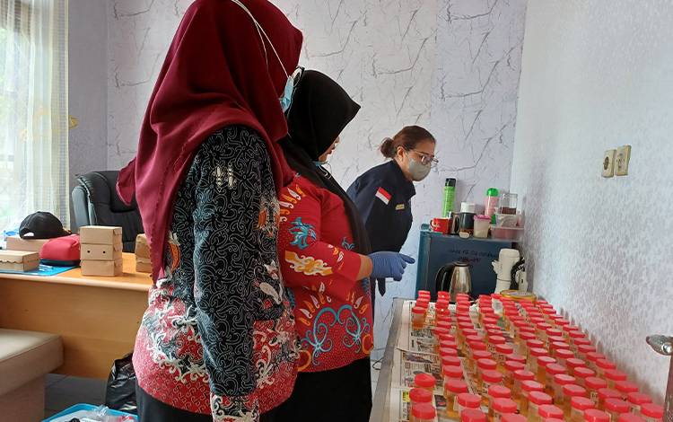 Pemkab Kotim Gencarkan Tes Urine untuk ASN dan Tenaga Kontrak