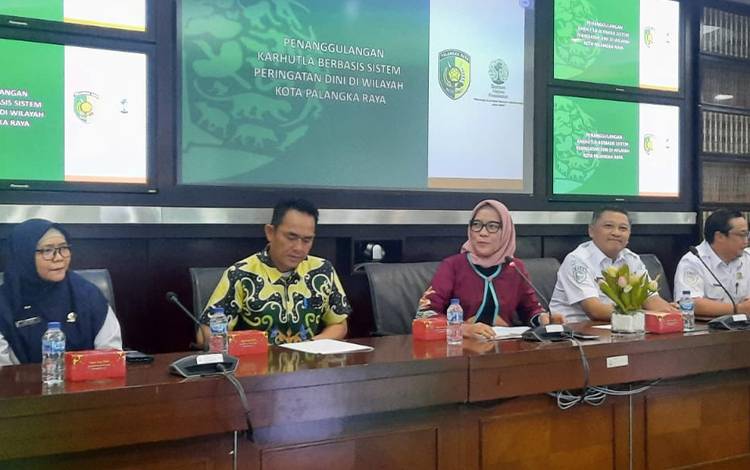 Penjabat Wali Kota Pimpin Pertemuan dengan BPBD Mitigasi Bencana Banjir dan Karhutla