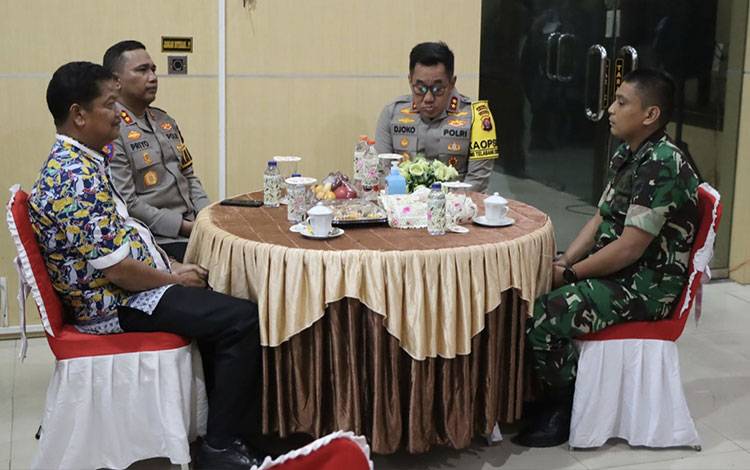 Pj Bupati Seruyan Sambut Kedatangan Kapolda Kalteng