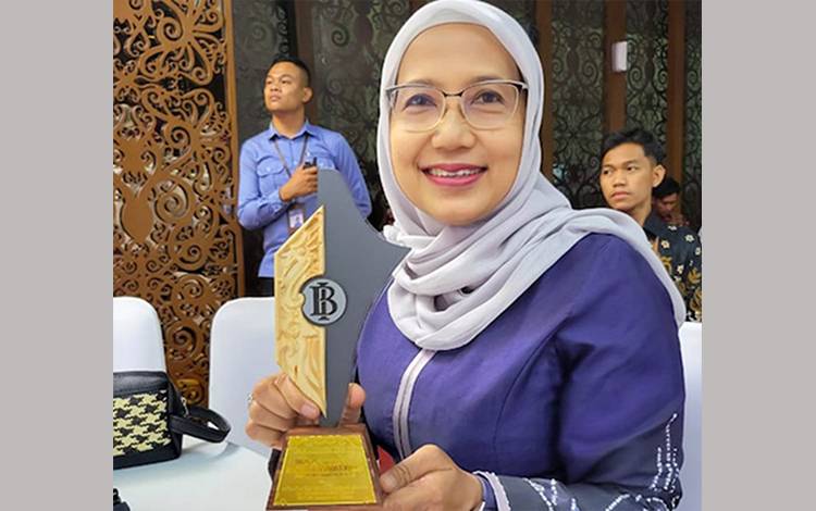 TPHP Kalteng Terima PAHARI Award 2023
