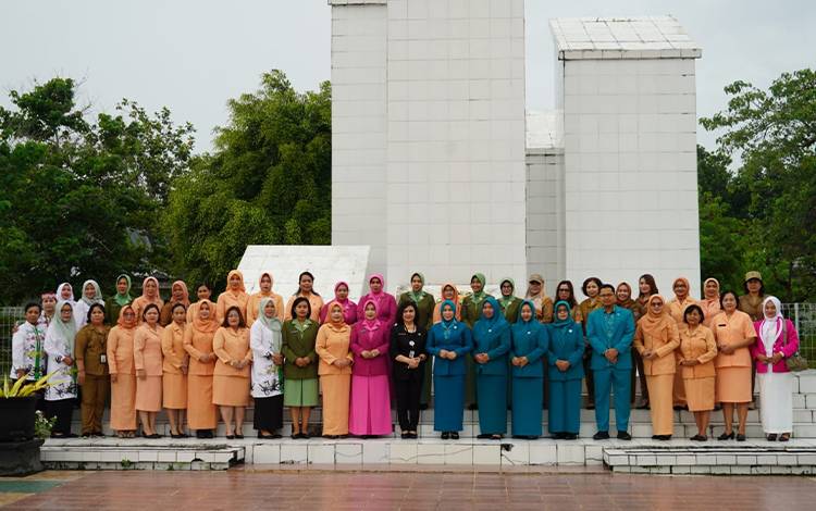 Linae Victoria Aden: Ziarah Momen Hargai Jasa Pahlawan