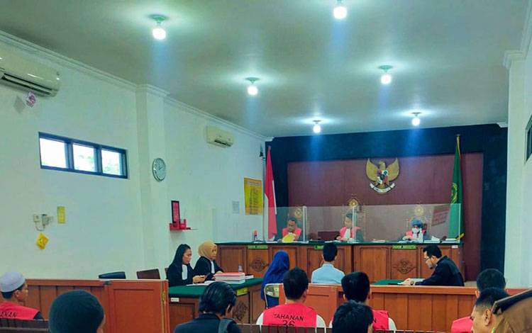 Wanita dan Pria ini Dituntut 7 Tahun Penjara Karena Rugikan Puluhan Jamaah Umrah