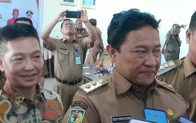 Begini Kata Wagub Kalteng terkait SHU kepada Warga Desa Bangkal