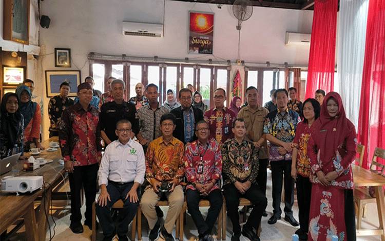 Kesbangpol Kalteng Fasilitasi Monev Pengumpulan Data Indeks Harmoni