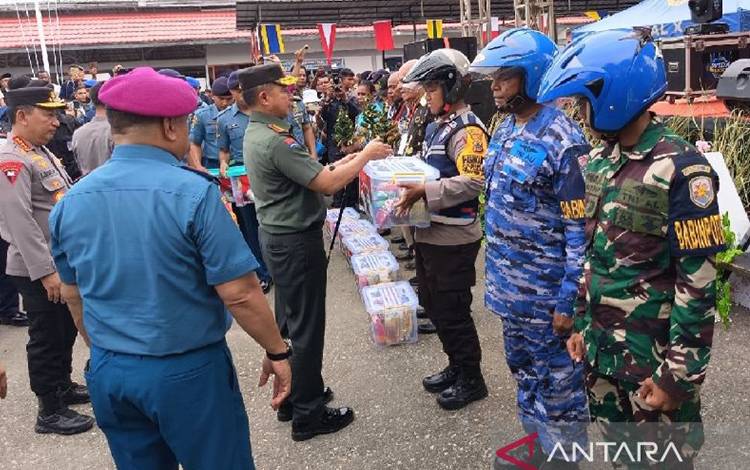 Panglima TNI Tegaskan Pembebasan Sandera Tetap "Soft Approach"
