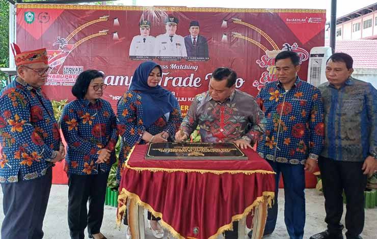 Pasar Rakyat Mentaya Dialih Fungsikan Menjadi Swalayan UMKM