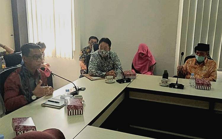 Dewan Kalteng Minta Kekurangan Tenaga Pengajar Agar Diperhatikan