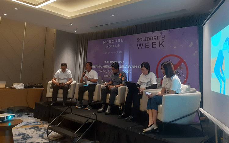 Dinkes Kobar Bersama Mercure Hotel Pangkalan Bun Imbau Warga Berantas Sarang Nyamuk