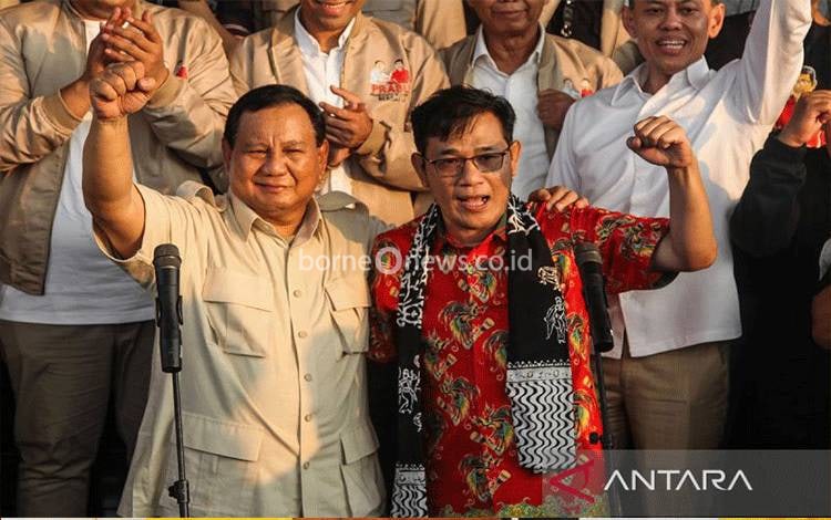 Budiman Sudjatmiko Jelaskan Alasan Angkat Tangan saat Debat Capres