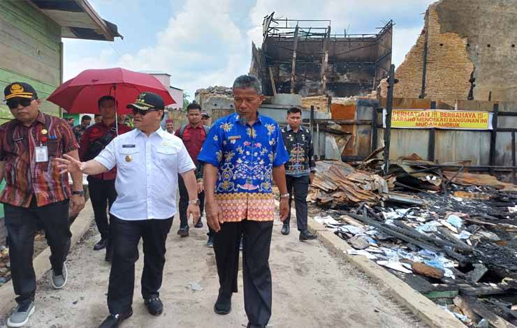 Rumah Dinas Kepsek SMPN 1 Mentaya Hilir Selatan yang Hangus Terbakar Segera Diperbaiki