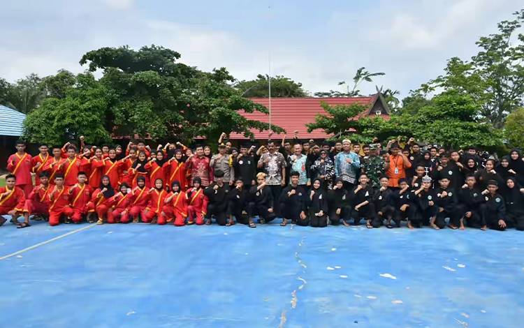 Kejuaraan Pencak Silat di SMKN 1 Kuala Kapuas Diikuti 103 Peserta