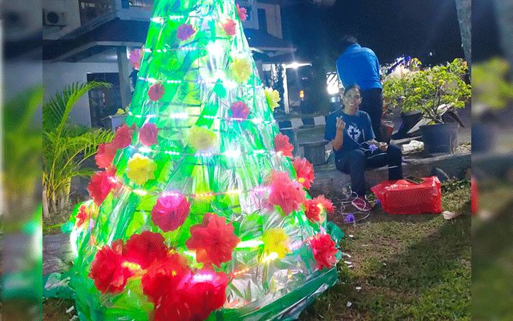 Sambut Natal, Katedral Santa Maria Dihias Gemerlap