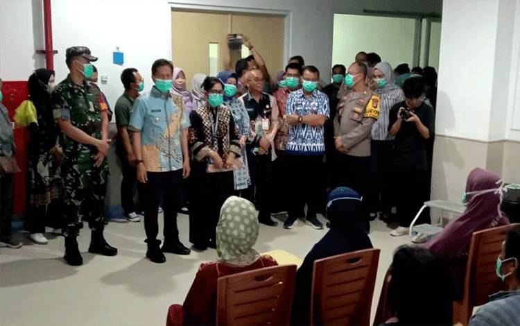 Operasi Katarak di RSUD Muara Teweh Diikuti 216 Orang