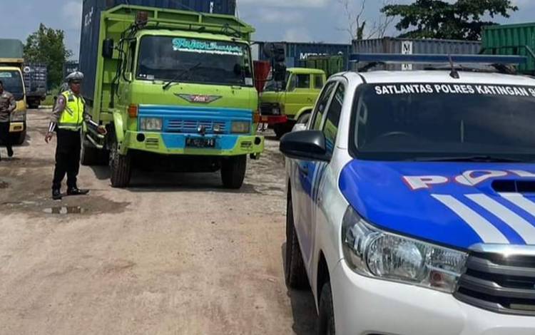 Satlantas Polres Katingan Kawal Logistik Pemilu 2024?