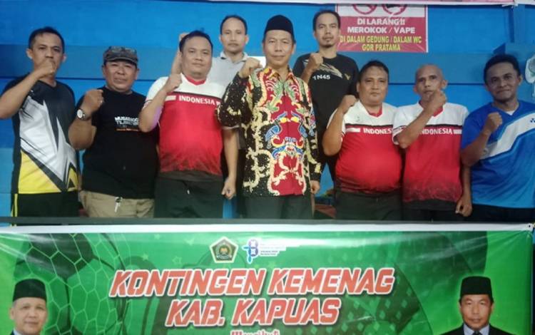 Tim Bulu Tangkis Kemenag Kapuas Runner Up pada Ajang Kanwil Cup 2023