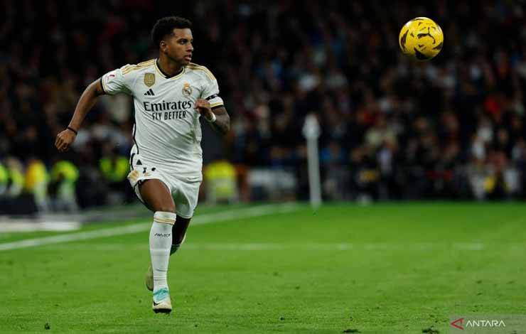 Raih Kemenangan 4-1 atas Villarreal, Real Madrid Kudeta Posisi Girona