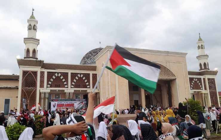 Jemaah Palestina Diserang Pemukim Israel