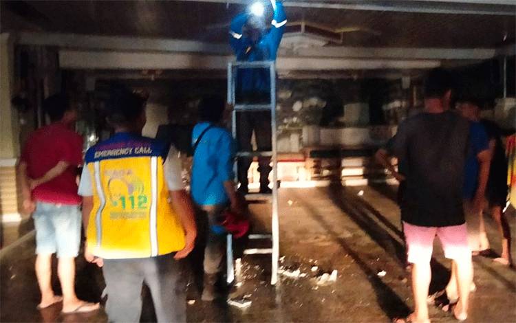 Kabel Terbakar di Plafon Nyaris Bakar Rumah di Palangka Raya