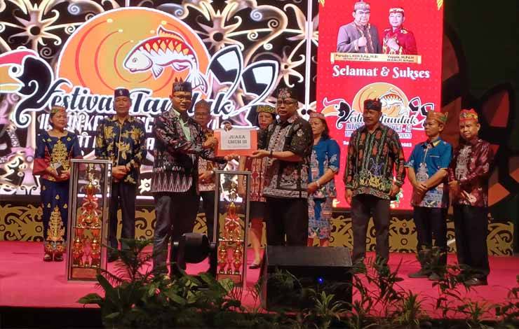 Kotim Meraih Juara 3 Festival Tandak Intan Kaharingan Tingkat Pusat XI Provinsi Kalteng
