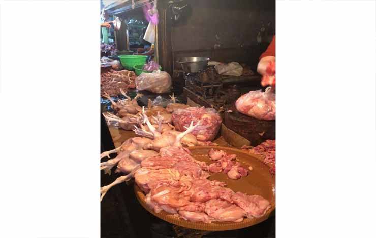 2 Hari Jelang Natal, Harga Daging Ayam Ras Capai Rp60.000