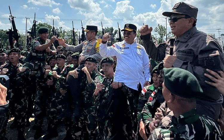 Sekda Kalteng Hadiri Acara Purna Tugas Satgas Yonif R 631/Antang?