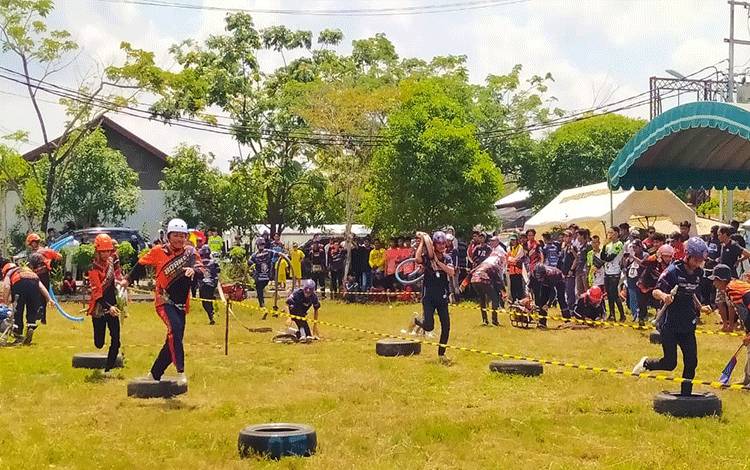 Puluhan BPK se-Kota Palangka Raya Adu Ketangkasan Pemadaman Kebakaran