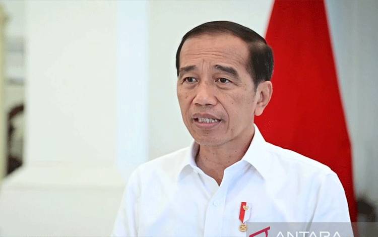Presiden Lantik 906 Perwira Remaja TNI/Polri di Istana