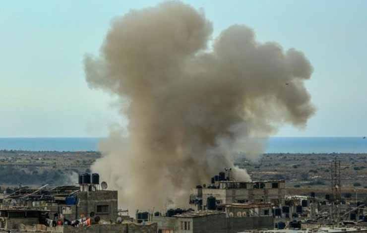 Israel Serang Kamp Pengungsi di Gaza dan 70 Orang Tewas