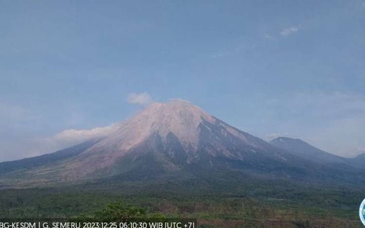 BPBD: Luncuran Awan Panas Semeru Tidak Berdampak ke Permukiman Warga