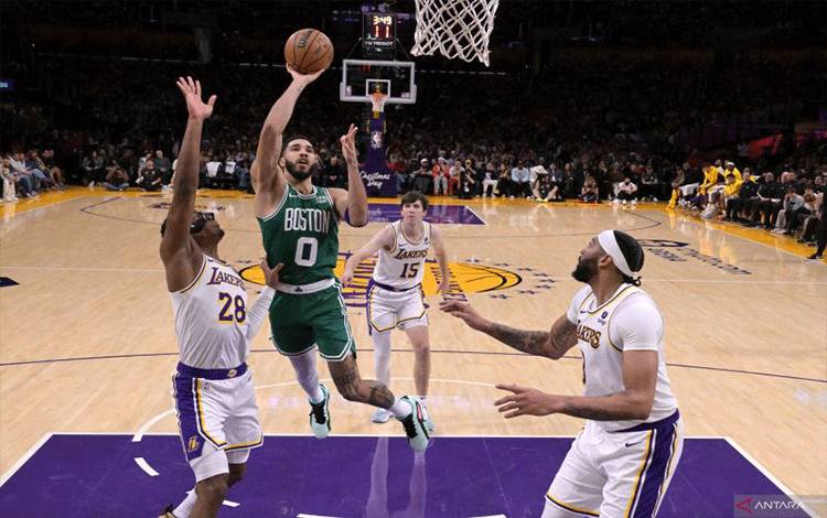 Boston Rayakan Natal di Markas Lakers dengan Kemenangan 126-115